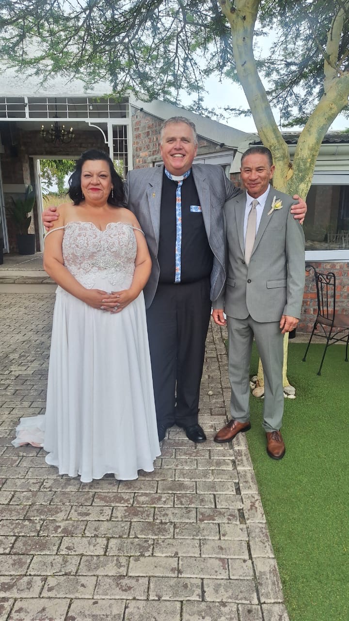 Wedding ceremony by Dr. Gerrit Rademeyer in Memel